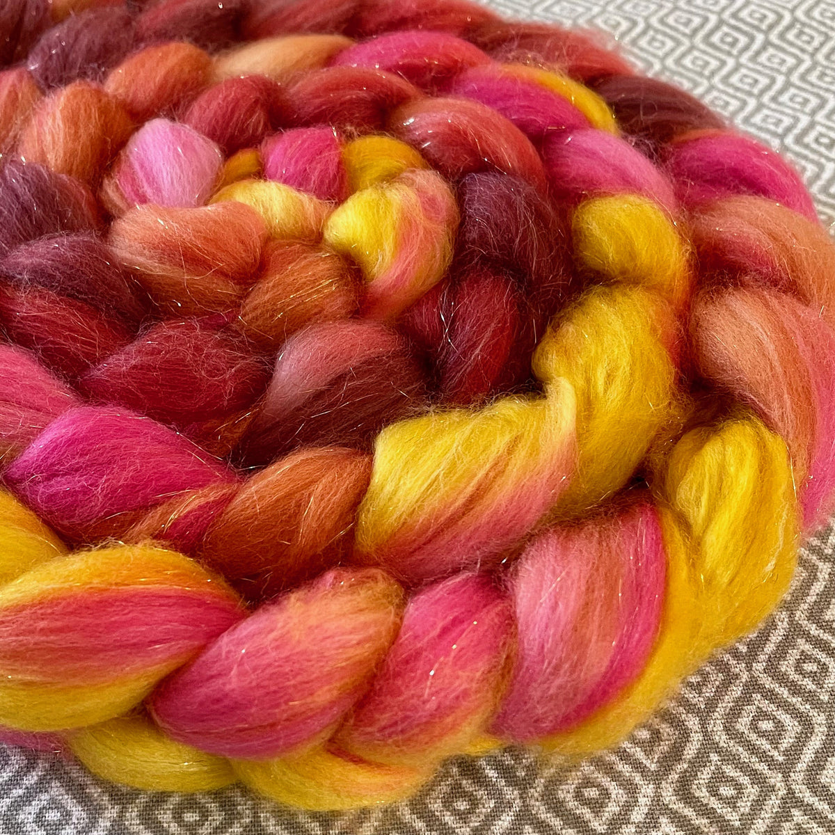 Glitter Roving Tiger Lily Gold Greenwood Fiberworks