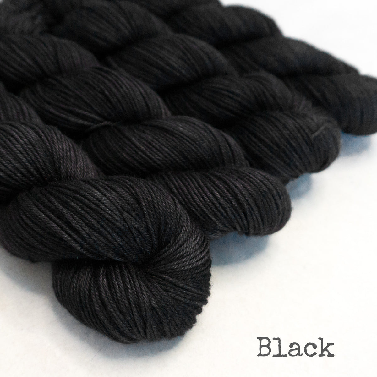 DK Yakity Yak Yarn - Black Semi Solid – Greenwood Fiberworks