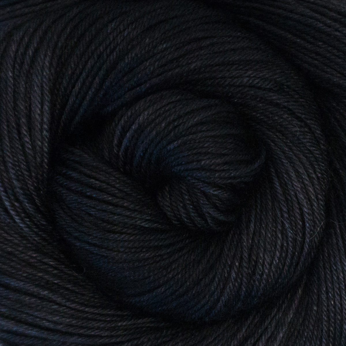DK Yakity Yak Yarn - Black Semi Solid – Greenwood Fiberworks