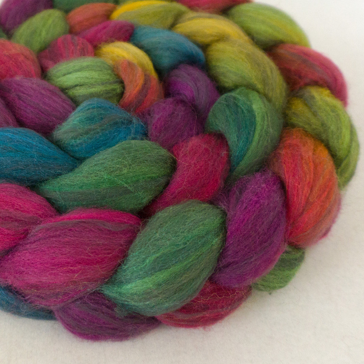 Polwarth Black Bamboo Silk Roving – Greenwood Fiberworks