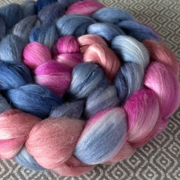 Merino Silk Cashmere Roving - Morning Glory
