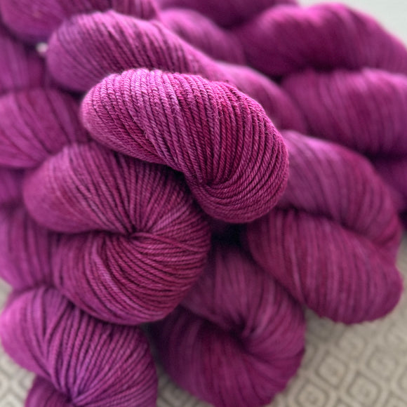 Luxe Yarn - Orchid Semi Solid