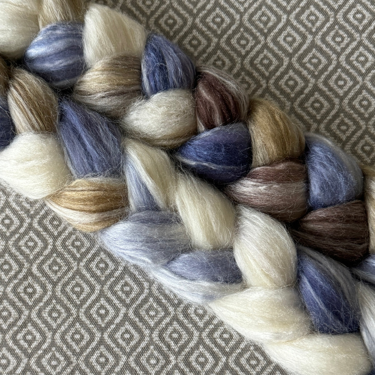 Merino Bamboo Silk Roving - Sandpiper – Greenwood Fiberworks