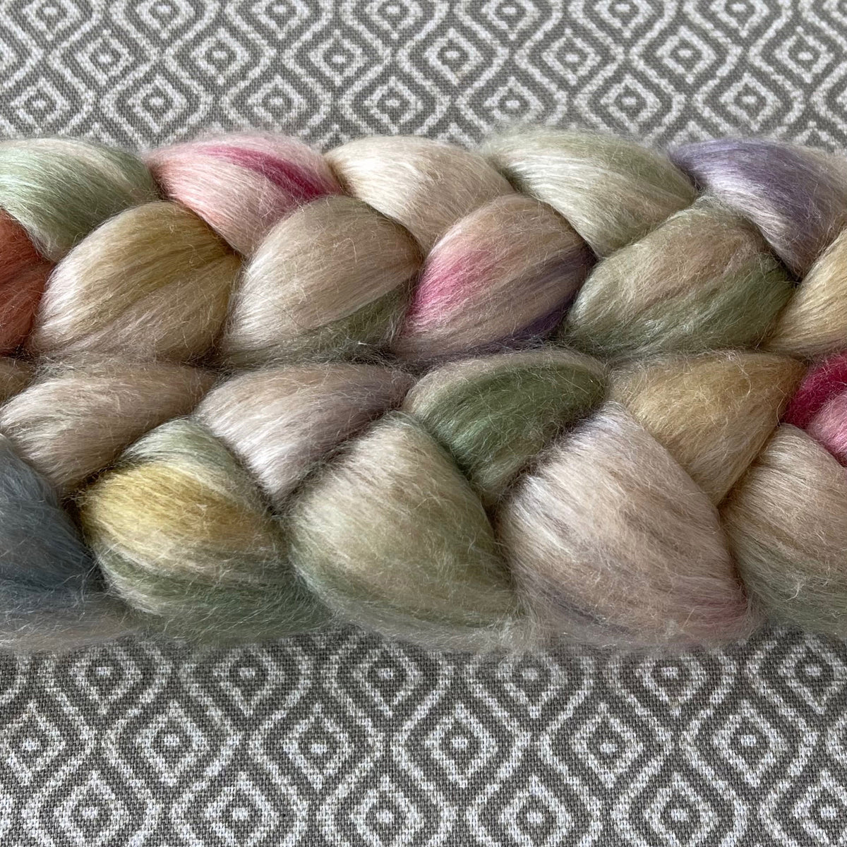 Camel Silk Roving - Diamond – Greenwood Fiberworks