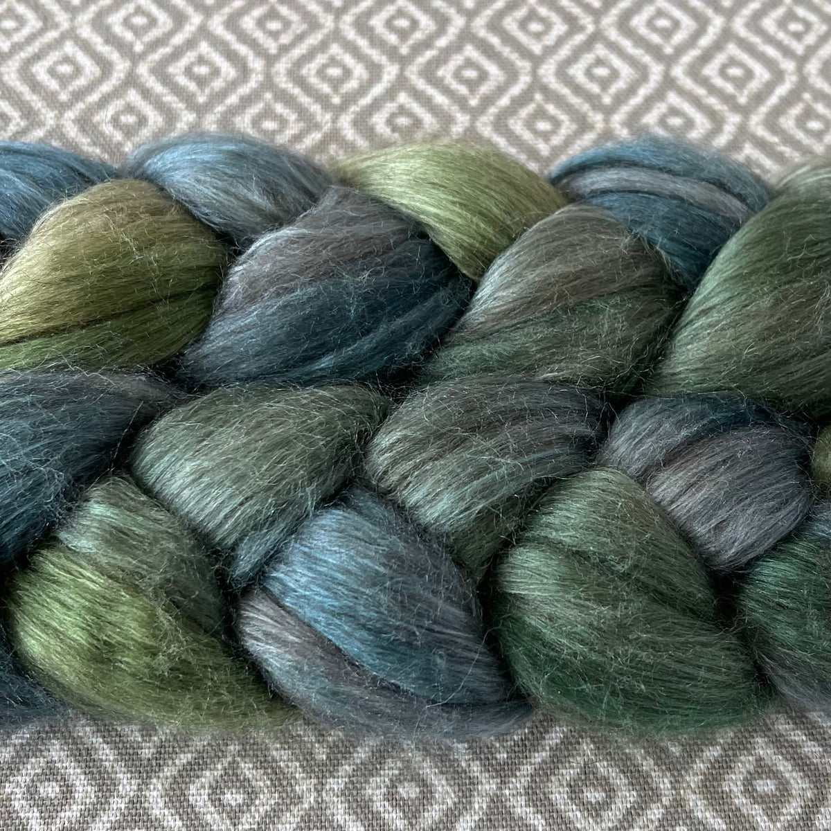 Yak Silk Roving - Emerald – Greenwood Fiberworks