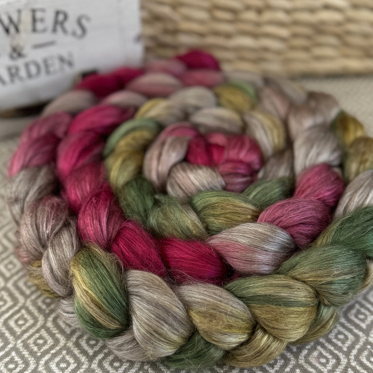Yak Silk Roving - Waterlily – Greenwood Fiberworks
