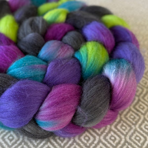 Polwarth Mulberry Silk Roving - Northern Lights