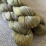 Yakity Yak Fingering Weight Yarn - April Birth Flower - Daisy