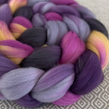 Shaniko Wool Roving - August Birth Flower - Gladiolus