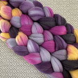 Shaniko Wool Roving - August Birth Flower - Gladiolus