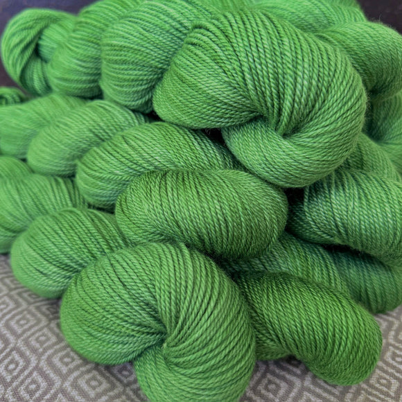 Dreamy DK Yarn - Emerald Semi Solid