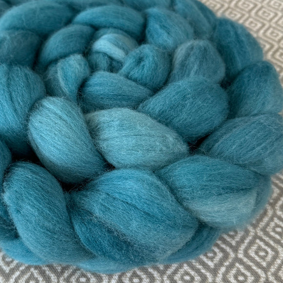 Polwarth Roving - Blue #50924 - Semi-Solid - OOAK