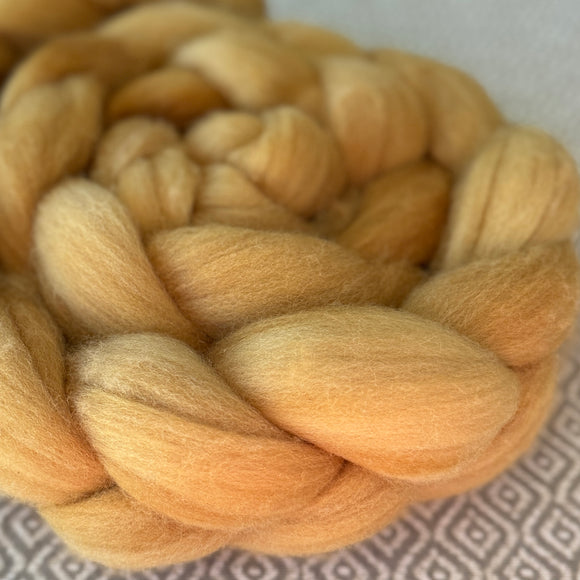 Polwarth Roving - Gold #596 - Semi-Solid - OOAK
