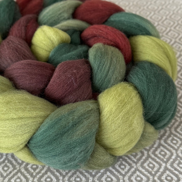 Targhee Wool Roving - Holly Berry
