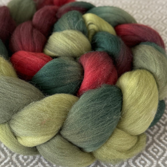 Rambouillet Wool Roving - Holly Berry