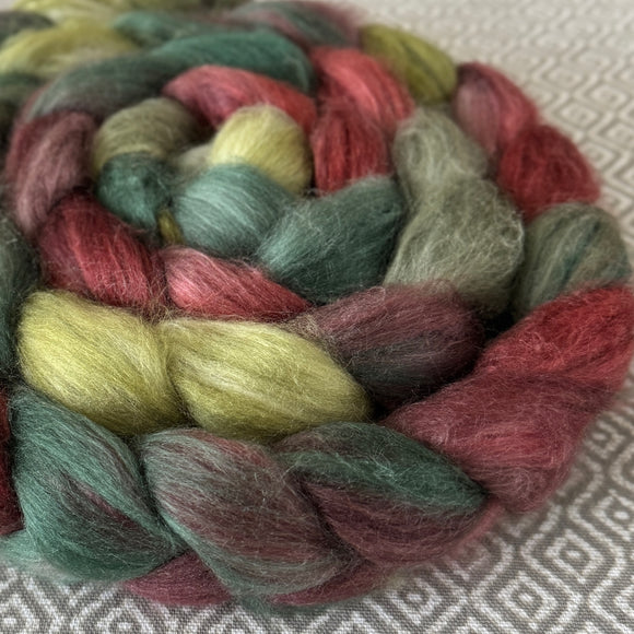 Merino Camel Silk Roving - Holly Berry