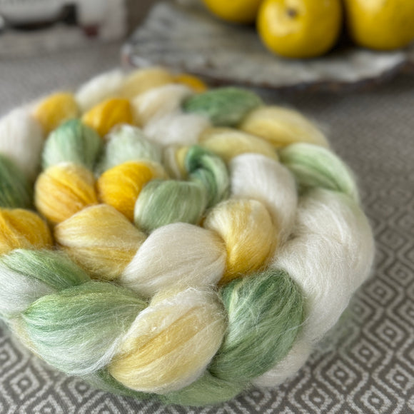 Merino Bamboo Silk Roving - Daisy