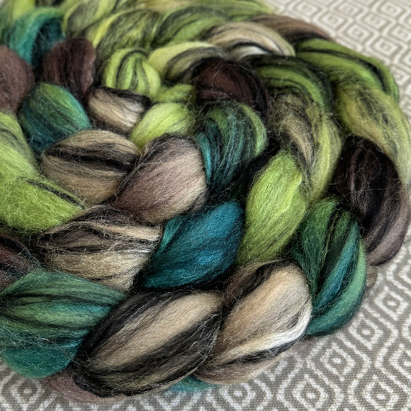 Polwarth Black Bamboo Silk Roving - OOAK - Moss