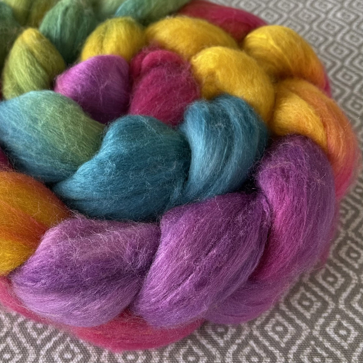 Merino Cashmere Silk Roving – Greenwood Fiberworks