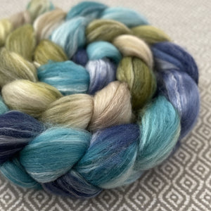 Merino Bamboo Silk Roving - Blue Eyes