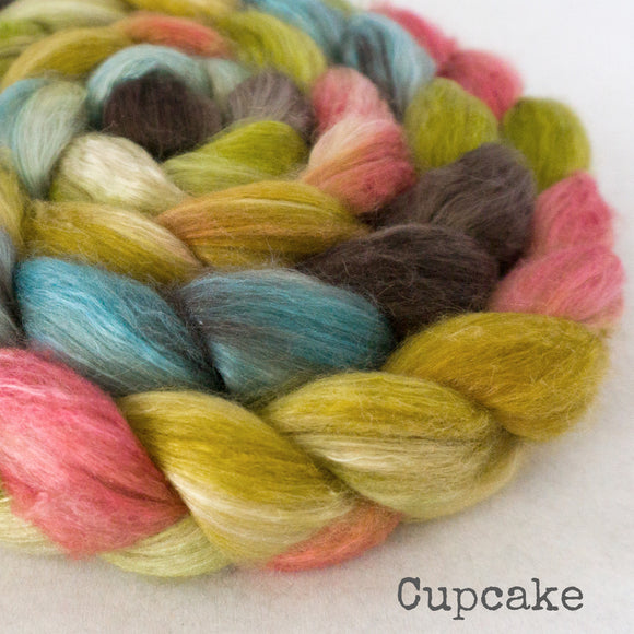 Camel Silk Roving - Cupcake
