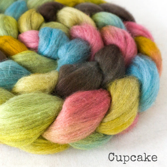 Merino Yak Silk Roving - Cupcake