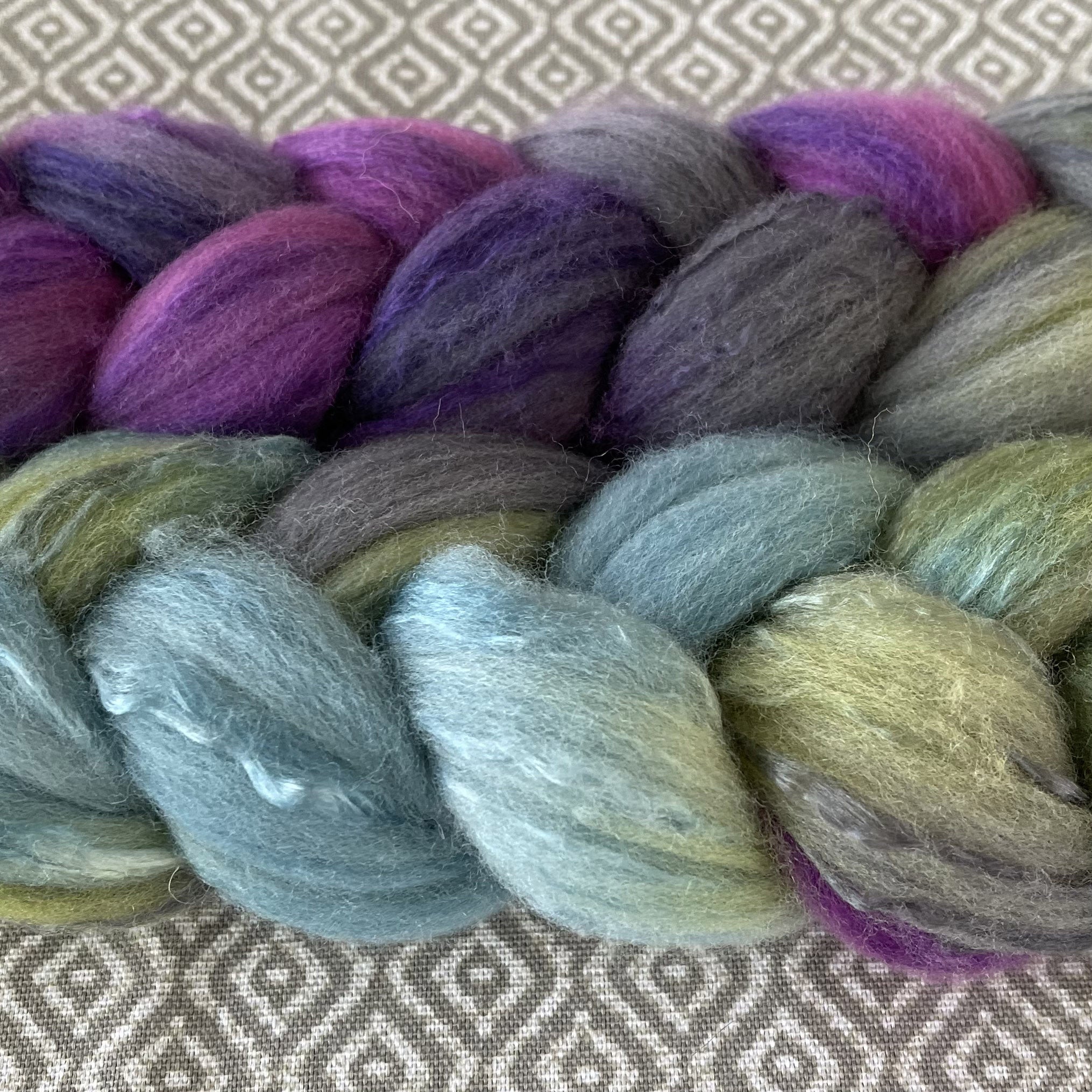 Polwarth Mulberry Silk Roving - Emily – Greenwood Fiberworks