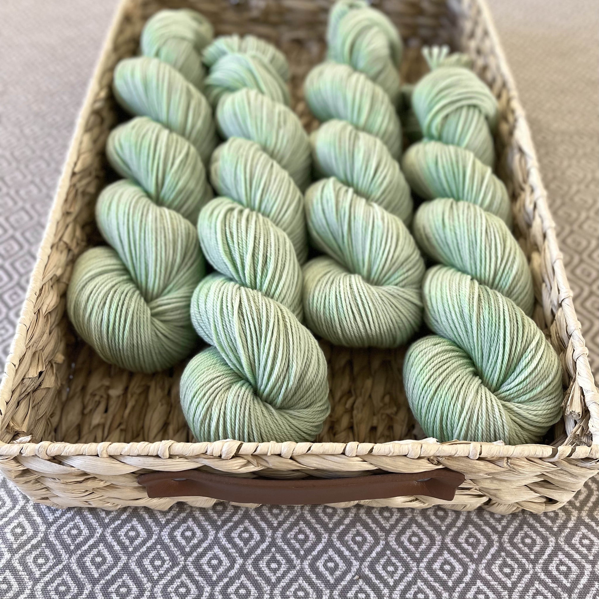 Simply DK Yarn - Mint Semi Solid – Greenwood Fiberworks