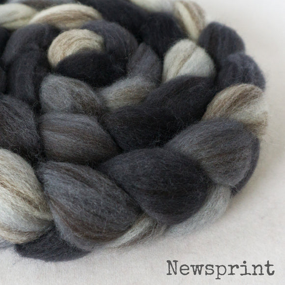 Heathered BFL Roving - Newsprint