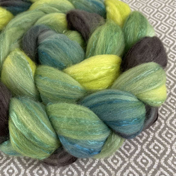 Polwarth Mulberry Silk Roving - Peridot