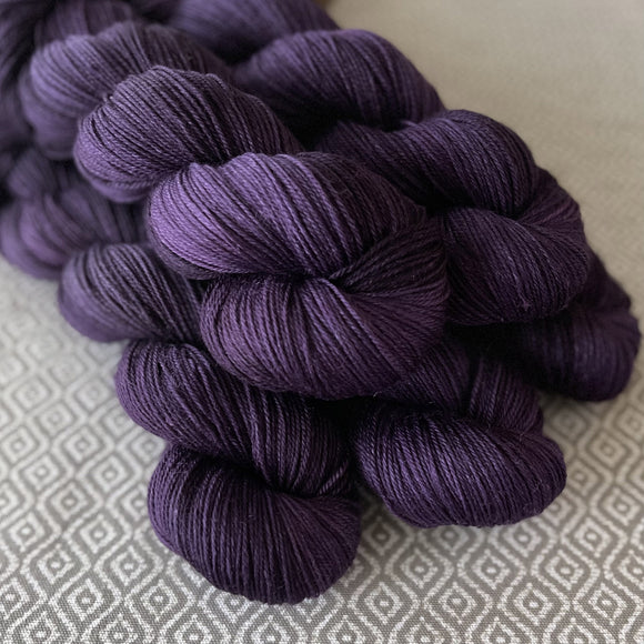 Indulgence Yarn - Violet Semi-Solid